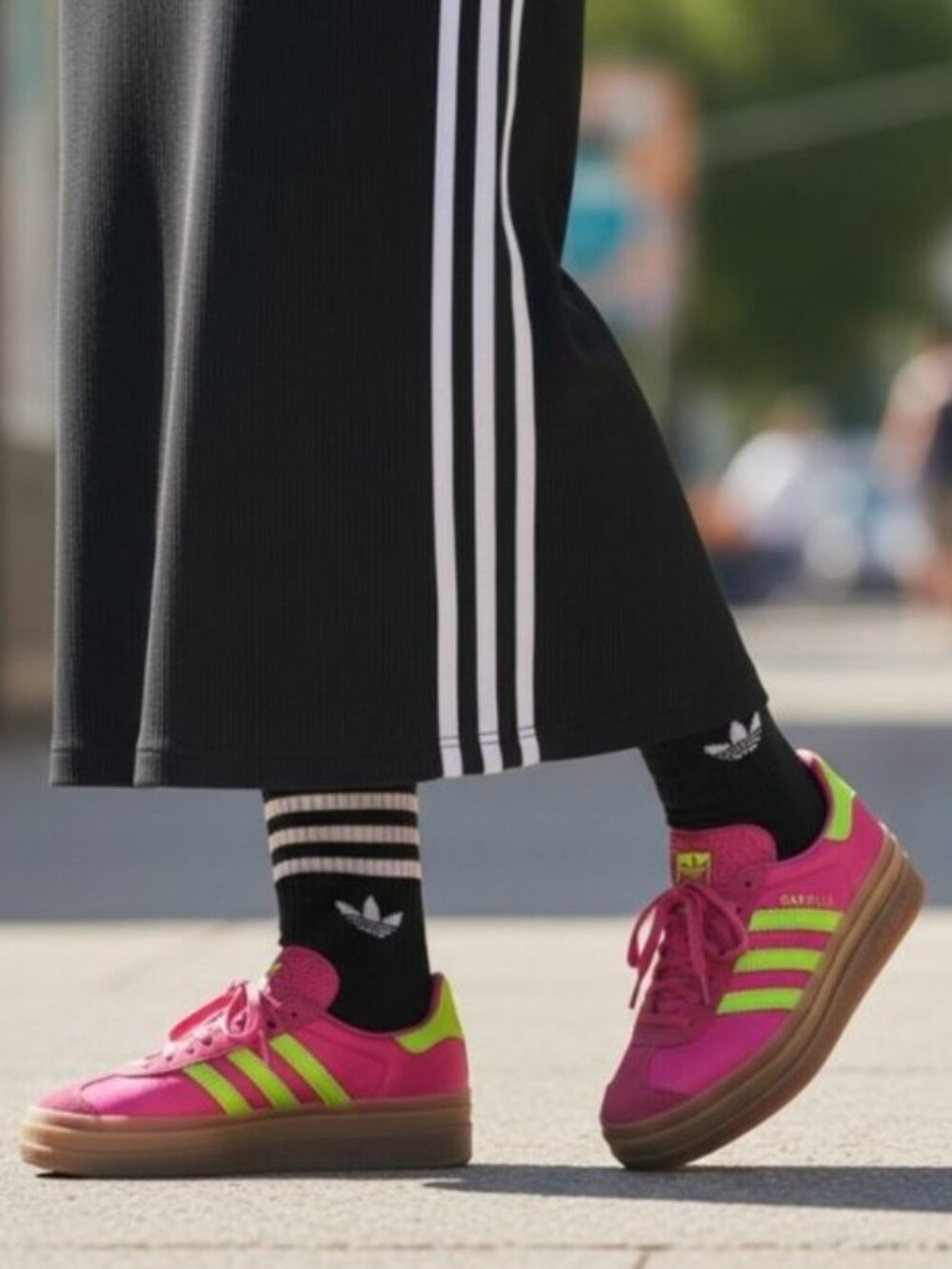 ADIDAS GAZELLE Bold Platform Sneakers W 10 11 RARE Pink Green Satin Trainers Gum